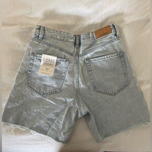 NWT Stradivarius Brand New with Tags Women’s D93 Longline Denim shorts. Size 6
